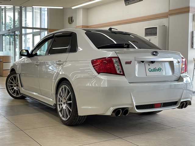 スバル インプレッサ ＷＲＸ STi tS 道央・札幌 2011(平23)年 10.8万km サテンホワイトパール ・4WD/・社外ナビ/フルセグTV/DVD/CD/SD/BT/・バックカメラ/・ミラー型ドライブレコーダー/・横滑り防止/・ハーフレザーシート/・HID/・フロントフォグ/・リヤフォグ/・ETC/・プッシュスタート/・スマートキー/・ドアバイザー/・電格ミラー/・冬タイヤ純正18インチAW積込