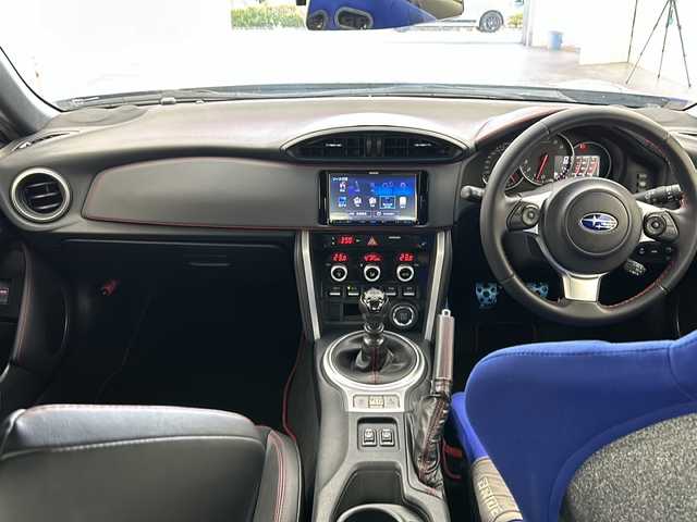 スバル ＢＲＺ GT 宮城県 2020(令2)年 6.1万km WRブルーパール マニュアル車//社外ナビ　//ＳＴＩフルエアロ　//ＢＲＩＤＥ運転席シート　//純正シートあり//フルセグ・Bluetooth・CD・DVD　//バックカメラ　//シートヒーター　//ドライブレコーダー　//クルーズコントロール　//ＥＴＣ　//Bremboキャリパー//ブリッツサクションパイプ//純正１８インチＡＷ　//オートライト//純正フロアマット