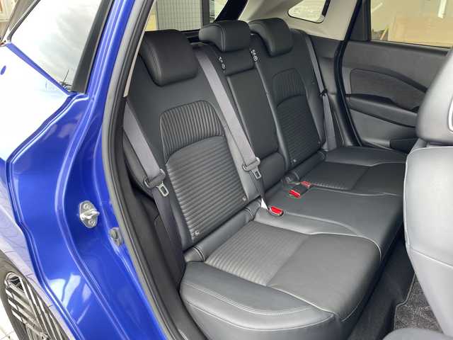 日産 オーラ G レザーエディション 愛知県 2024(令6)年 0.4万km 青 プロパイロット/衝突軽減システム/純正9型ディズプレイオーディオ　ナビ機能あり/プレミアムサウンドBOSE/三眼LEDヘッドライト/全方位カメラ/レーダークルーズコントロール/シートヒーター/フルセグ/Bluetooth/バックカメラ/パワーシート/コーナーセンサー/純正アルミホイール/ETC2.0/ブラインドスポットモニター/ステアリングヒーター/インテリジェントミラー/オートマチックハイビーム/ドライブレコーダー/置くだけ充電機/ステアリングスイッチ/スマートキー/プッシュスタート