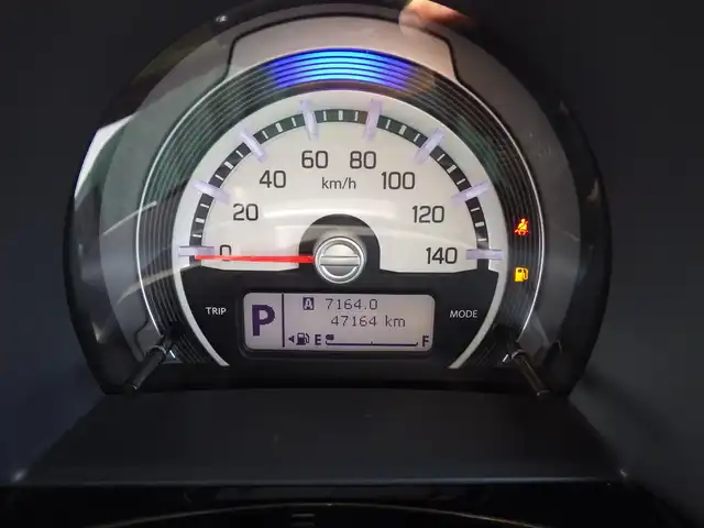 スズキ ハスラー Jスタイル Ⅱ 千葉県 2017(平29)年 4.8万km フェニックスレッドパール/ホワイト2トーンルーフ デュアルカメラブレーキサポート/アイドリングストップ/ハーフレザーシート/前席シートヒーター/純正メモリーナビ/地デジTV/【DVD/CD再生機能　Bluetooth接続】/バックカメラ/ドライブレコーダー（前後撮影）/革巻きステアリング/ETC/HIDヘッドライト/フォグライト/ウインカーミラー/純正15インチアルミホイル/携帯リモコン