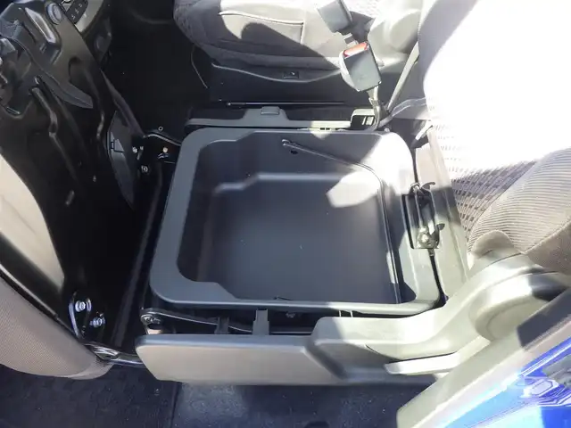 スズキ ソリオ HV MX Dカメラ ブレーキS 千葉県 2015(平27)年 5.2万km ブーストブルーパールメタリック デュアルカメラブレーキサポート/左パワースライドドア/右イージークローザードア/社外メモリーナビ/地デジTV/【CD再生機能　Bluetooth接続】/ETC/純正15インチアルミホイル/携帯リモコン