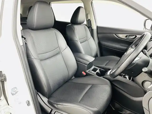 日産 エクストレイル 20X エマージェンシーブレーキ 福島県 2016(平28)年 5.7万km ブリリアントホワイトパール クリアランスソナー/・車線逸脱警報装置/・エマージェンシーブレーキ/・インテリジェントFCW/・踏み間違い防止アシスト/社外ナビ/・型番；AVIC-HRZ900/・フルセグ/TV/BT/CD/DVD/AM/FM/LEDオートライト/・フォグランプ/シートヒーター/・エアーシート/純正AW付きサマータイヤ/ETC/革ステアリング/・ステアリングスイッチ/ドアバイザー/純正フロアマット/プッシュスタート/・スマートキー