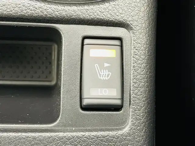 日産 エクストレイル 20X エマージェンシーブレーキ 福島県 2016(平28)年 5.7万km ブリリアントホワイトパール クリアランスソナー/・車線逸脱警報装置/・エマージェンシーブレーキ/・インテリジェントFCW/・踏み間違い防止アシスト/社外ナビ/・型番；AVIC-HRZ900/・フルセグ/TV/BT/CD/DVD/AM/FM/LEDオートライト/・フォグランプ/シートヒーター/・エアーシート/純正AW付きサマータイヤ/ETC/革ステアリング/・ステアリングスイッチ/ドアバイザー/純正フロアマット/プッシュスタート/・スマートキー