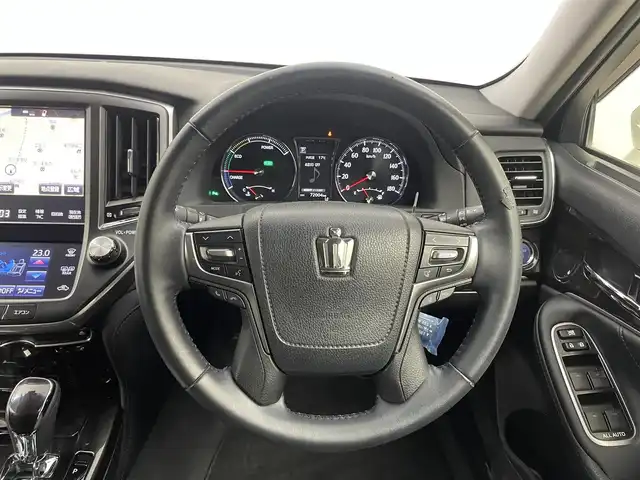 トヨタ クラウン ハイブリッド アスリートS 埼玉県 2016(平28)年 7.2万km ホワイトパールクリスタルシャイン 純正SDメモリナビ/ CD DVD 地デジTV Bluetooth/バックカメラ/プリクラッシュセーフティ/レーンディパーチャーアラート/レーダークルーズコントロール/クリアランスソナー /パワーシート/シートヒーター /ステアリングヒーター/ドライブレコーダー/LEDオートライト/ビルトインETC