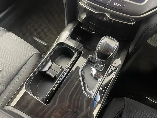 トヨタ クラウン ハイブリッド アスリートS 埼玉県 2016(平28)年 7.2万km ホワイトパールクリスタルシャイン 純正SDメモリナビ/ CD DVD 地デジTV Bluetooth/バックカメラ/プリクラッシュセーフティ/レーンディパーチャーアラート/レーダークルーズコントロール/クリアランスソナー /パワーシート/シートヒーター /ステアリングヒーター/ドライブレコーダー/LEDオートライト/ビルトインETC