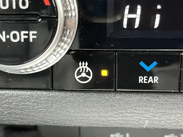 三菱 アウトランダー ＰＨＥＶ P 奈良県 2023(令5)年 3.4万km チタニウムグレーメタリック ワンオーナー/パノラマルーフ/純正９インチナビ/（フルセグ/BT/AppleCarPlay/AndroidAuto)/ＢＯＳＥプレミアムサウンドシステム/レーダークルーズコントロール/アラウンドビューモニター/パドルシフト/ブラインドスポットモニター/前後コーナーセンサー/衝突軽減システム/レーンキープアシスト/パワーバックドア/レザーシート/前席メモリ付きパワーシート/前席シートヒーター/ヘッドアップディスプレイ/ワイヤレス充電/後席サンシェード/デジタルインナーミラー/前後ドライブレコーダー/ETC2.0/SCHNEIDER18インチAW/保証書/取り扱い説明書/スペアキーX1