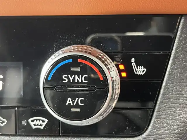 三菱 アウトランダー ＰＨＥＶ P 奈良県 2023(令5)年 3.4万km チタニウムグレーメタリック ワンオーナー/パノラマルーフ/純正９インチナビ/（フルセグ/BT/AppleCarPlay/AndroidAuto)/ＢＯＳＥプレミアムサウンドシステム/レーダークルーズコントロール/アラウンドビューモニター/パドルシフト/ブラインドスポットモニター/前後コーナーセンサー/衝突軽減システム/レーンキープアシスト/パワーバックドア/レザーシート/前席メモリ付きパワーシート/前席シートヒーター/ヘッドアップディスプレイ/ワイヤレス充電/後席サンシェード/デジタルインナーミラー/前後ドライブレコーダー/ETC2.0/SCHNEIDER18インチAW/保証書/取り扱い説明書/スペアキーX1