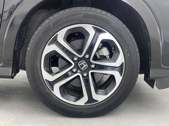 ホンダ ヴェゼル ハイブリッド Z ホンダセンシング 群馬県 2019(平31)年 5.5万km クリスタルブラックパール 純正ナビ　バックカメラ　ハーフレザーシート　シートヒーター　コンフォートビューパッケージ　パドルシフト　ビルトインＥＴＣ　アダプティブクルーズコントロール　衝突被害軽減ブレーキ　スマートキー　ＬＥＤ