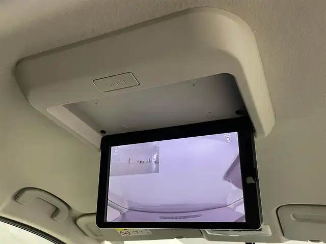 日産 セレナ e－パワー ハイウェイスター V 福岡県 2022(令4)年 4.2万km ダイヤモンドブラック 後席モニター　/純正ナビ（フルセグＴＶ）　/全方位カメラ　/ＥＴＣ　/ナビ連動前方ドラレコ　/ＡＣＣ　/プロパイロット　/エマージェンシーブレーキ　/レーンキープ　/ＢＳＷ　/両側電動スライドドア　/Ｗエアコン　/ＬＥＤ