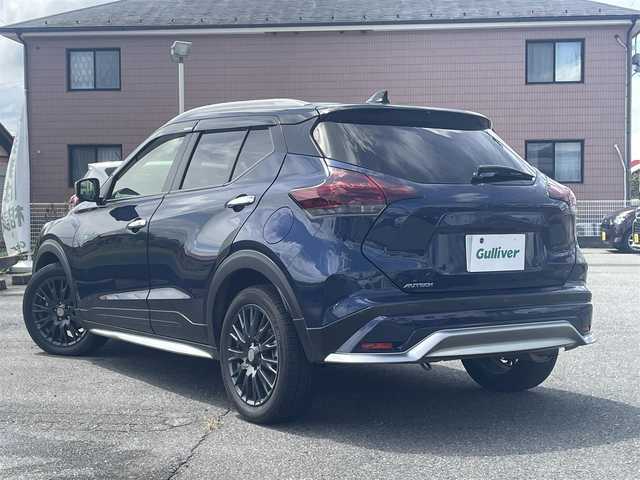 日産 キックス オーテック 群馬県 2022(令4)年 7.7万km 紺Ⅱ 純正SDナビ、地デジ、Bluetooth、CD、DVD/アラウンドビューモニター/レーダークルーズコントロール/プロパイロット/前席シートヒーター/革巻きステア/ETC/LEDヘッドライト/ウインカーミラー/純正ドライブレコーダー（前後）/コーナーセンサー（前後）/ドアバイザー/保証書