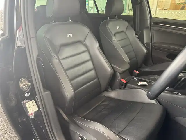 フォルクスワーゲン ゴルフ Ｒ 広島県 2014(平26)年 9.4万km 黒 Discover Pro（ナビゲーションシステム）/・フルセグTV/・Bluetooth/ETC/プリクラッシュブレーキシステム/レーンキープアシストシステム/プロアクティブオキュパントプロテクション/パークディスタンスコントロール/オプティカルパーキングシステム/アダプティブクルーズコントロール/オートHIDヘッドランプ/D席パワーシート/・フロントシートヒーター/「R」ロゴ入り革巻きステアリング/・パドルシフト/・ステアリングスイッチ/保証書/取説/スペアスマートキー1個