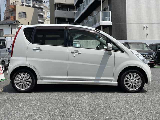 ダイハツ ムーヴ X VSⅡ 埼玉県 2010(平22)年 4.1万km パールホワイトⅢ 登録時４１０８６ｋｍ/純正SDナビ/FM/AM/CD/ワンセグTV/ミュージックサーバー/ABS/社外ETC/前後ドライブレコーダー（CAR-062）/電動格納ミラー/ウィンカーミラー/AAC/ハロゲンヘッドライト/フォグランプ/純正フロアマット/ドアバイザー/スマートキー×１/板キー×１/保証書/取扱説明書/ドライブレコーダー取扱説明書