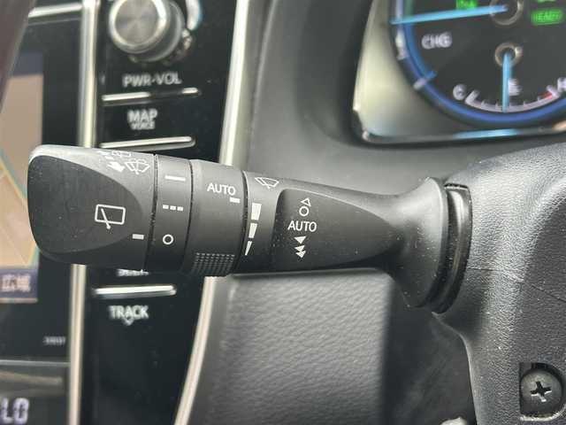 トヨタ ハリアー ハイブリッド プレミアム アドバンスドP 福岡県 2016(平28)年 9.5万km ブラック ワンオーナー/純正メーカーナビ（AM/FM/BT/フルセグTV/AUX)/JBLプレミアムサウンド/クルーズコントロール/パワーバックドア/全方位カメラ/モデリスタエアロ(フロント・サイド・リア）/前席パワーシート/シートメモリー機能/前席シートヒーター/ビルトインETC/クリアランスソナー/LEDヘッドライト/USB入力端子/レザーシート/純正フロアマット/純正18インチアルミホイール/スペア×1/取扱説明書/保証書