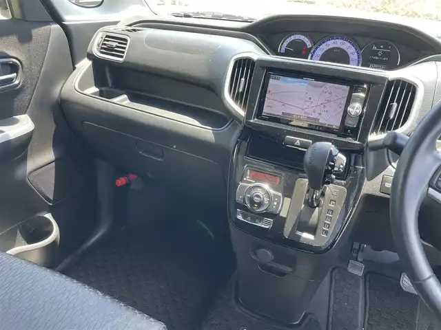 三菱 デリカＤ：２ カスタムHV　MV 富山県 2016(平28)年 6.8万km ファーベントレッド2トーン 社外ナビ/Bluetooth/フルセグＴＶ/ＤＶＤ再生/リアモニター/両側パワースライドドア/プッシュスタートエンジン/スマートキー/LEDオートライト/フォグライト