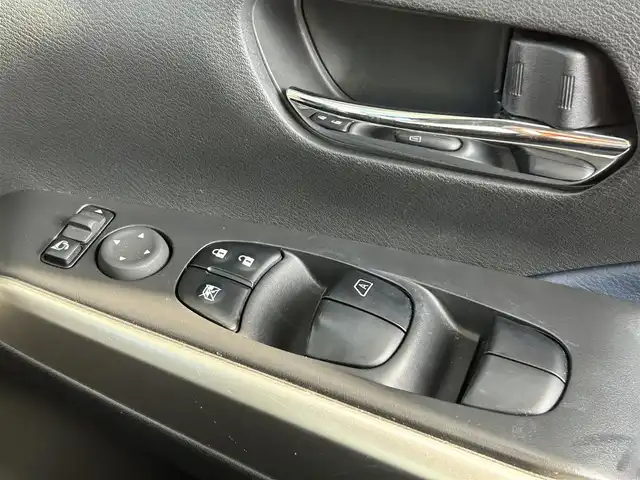 日産 キックス オーテック 兵庫県 2022(令4)年 3.1万km 青Ⅱ 純正ディーラーナビ/（CD/DVD/BT/フルセグTV）/全方位カメラ/プロパイロット/全席レザーシート/前席シートヒーター/ハンドルヒーター/デジタルインナーミラー/ドライブレコーダー/ETC/衝突軽減ブレーキ/レーダークルーズコントロール/LEDヘッドライト/AUTOライト/スマートキー