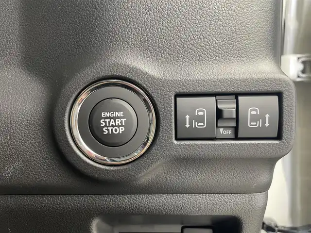 スズキ スペーシア ギア HYBRID XZ 愛知県 2024(令6)年 0.1千km ベージュⅡ 登録済み未使用車/スズキセーフティーサポート/アダプティブクルーズコントロール/アラウンドビューモニター/両側パワースライドドア/純正メモリーナビ/フルセグTV/Bluetooth/Applecarplay/androidauto/オットマン/シートヒーター/ステアリングヒーター/革巻きステアリング/フォグランプ/HUD/オートライト/電動パーキングシステム/後席インジェクター/USBポート/純正AW