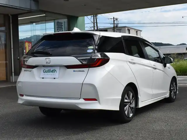 ホンダ シャトル ハイブリッド X ホンダセンシング 福岡県 2021(令3)年 10.9万km プラチナホワイトパール 　シャトル　ハイブリッドX　ホンダセンシング　/社外ナビ/　　AVIC-RZ03/　　B・T/バックカメラ/レーダークルーズコントロール/パドルシフト/前席シートヒーター/LEDヘッドライト/フォグランプ/ETC/取扱説明書あり
