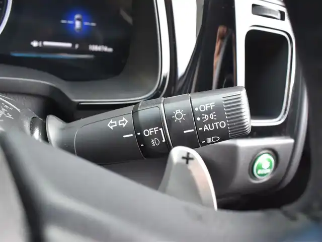 ホンダ シャトル ハイブリッド X ホンダセンシング 福岡県 2021(令3)年 10.9万km プラチナホワイトパール 　シャトル　ハイブリッドX　ホンダセンシング　/社外ナビ/　　AVIC-RZ03/　　B・T/バックカメラ/レーダークルーズコントロール/パドルシフト/前席シートヒーター/LEDヘッドライト/フォグランプ/ETC/取扱説明書あり