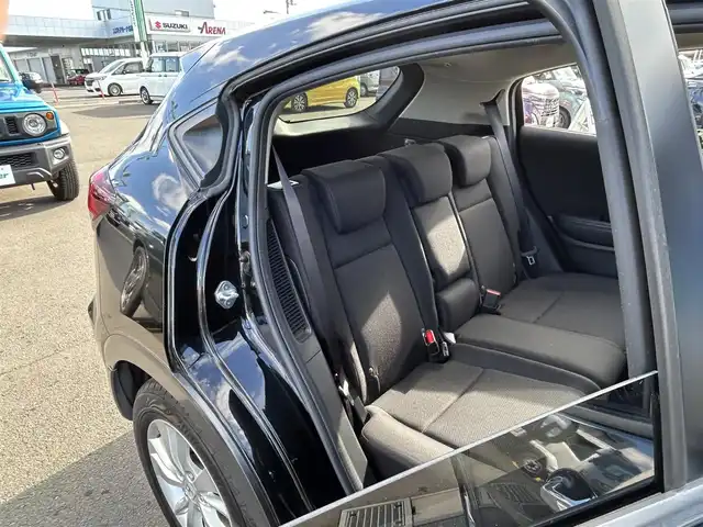 ホンダ ヴェゼル ハイブリッド X ホンダセンシング 宮城県 2017(平29)年 6.8万km クリスタルブラックパール ワンオーナー/ホンダセンシング/・衝突軽減ブレーキ/・歩行者事故低減ステアリング/・アダプティブクルーズコントロール/・車線維持支援システム/・路外逸脱抑制制御/・誤発進抑制機能/・先行車発進お知らせ機能/・標識認識機能/純正SDナビ/【CD・DVD・SD・BT・フルセグTV】/バックカメラ/純正16インチAW/横滑り防止装置/パドルシフト/ステアリングスイッチ/オートライト/LEDヘッドライト/フォグライト/電子パーキング/ブレーキホールド/スマートキー/ETC