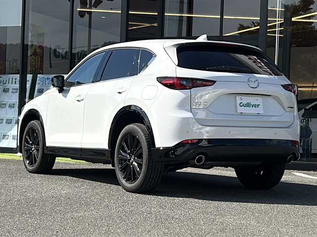 マツダ ＣＸ－５ XD スポーツアピアランス 大阪府 2025(令7)年 0.4万km ロジウムホワイトプレミアムメタリック 衝突軽減　/１０．２５型純正ナビ　/全方位カメラ　/フルセグＴＶ/Ｂｌｕｅｔｏｏｔｈ　/BOSEサウンドシステム　/本革　/ステアリングヒーター　/シートヒーター／クーラー　/シートメモリ　/電動リアゲート　/ヘッドアップディスプレイ　/コーナーセンサー　/LEDヘッドライト　/置くだけ充電　/ETC　/純正ホイール　/取説/保証書/スペアキーｘ１
