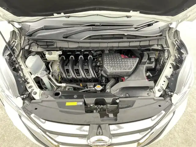 日産 セレナ ハイウェイスター Vセレクション 千葉県 2017(平29)年 4万km ブリリアントホワイトパール 禁煙車/エマージェンシーブレーキ/プロパイロット/レーンキープアシスト/コーナーセンサー/社外メモリナビ/　CD/DVD/BT/フルセグTV/両側パワースライドドア/アラウンドビューモニター/電子パーキング/デジタルインナーミラー/オートホールドブレーキ/スマートキー&プッシュスタート/純正フロアマット/電動格納ミラー/LEDヘッドライト/フォグライト/純正16インチアルミホイール