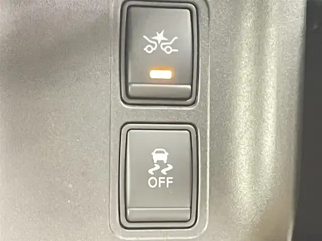 日産 セレナ ハイウェイスター Vセレクション 千葉県 2017(平29)年 4万km ブリリアントホワイトパール 禁煙車/エマージェンシーブレーキ/プロパイロット/レーンキープアシスト/コーナーセンサー/社外メモリナビ/　CD/DVD/BT/フルセグTV/両側パワースライドドア/アラウンドビューモニター/電子パーキング/デジタルインナーミラー/オートホールドブレーキ/スマートキー&プッシュスタート/純正フロアマット/電動格納ミラー/LEDヘッドライト/フォグライト/純正16インチアルミホイール