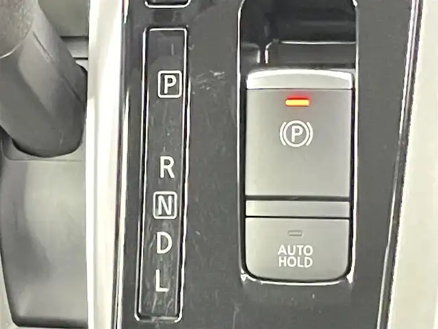 日産 セレナ ハイウェイスター Vセレクション 千葉県 2017(平29)年 4万km ブリリアントホワイトパール 禁煙車/エマージェンシーブレーキ/プロパイロット/レーンキープアシスト/コーナーセンサー/社外メモリナビ/　CD/DVD/BT/フルセグTV/両側パワースライドドア/アラウンドビューモニター/電子パーキング/デジタルインナーミラー/オートホールドブレーキ/スマートキー&プッシュスタート/純正フロアマット/電動格納ミラー/LEDヘッドライト/フォグライト/純正16インチアルミホイール