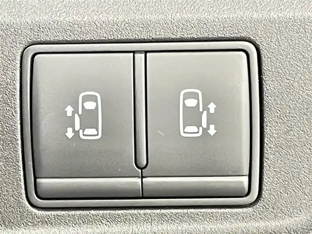 日産 セレナ ハイウェイスター Vセレクション 千葉県 2017(平29)年 4万km ブリリアントホワイトパール 禁煙車/エマージェンシーブレーキ/プロパイロット/レーンキープアシスト/コーナーセンサー/社外メモリナビ/　CD/DVD/BT/フルセグTV/両側パワースライドドア/アラウンドビューモニター/電子パーキング/デジタルインナーミラー/オートホールドブレーキ/スマートキー&プッシュスタート/純正フロアマット/電動格納ミラー/LEDヘッドライト/フォグライト/純正16インチアルミホイール