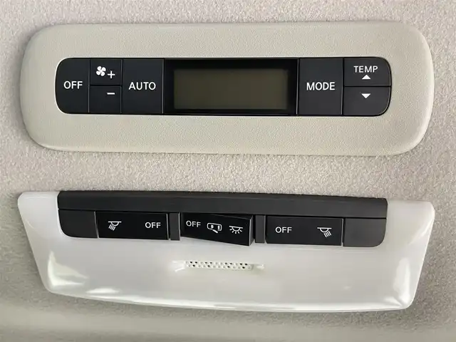 日産 セレナ ハイウェイスター Vセレクション 千葉県 2017(平29)年 4万km ブリリアントホワイトパール 禁煙車/エマージェンシーブレーキ/プロパイロット/レーンキープアシスト/コーナーセンサー/社外メモリナビ/　CD/DVD/BT/フルセグTV/両側パワースライドドア/アラウンドビューモニター/電子パーキング/デジタルインナーミラー/オートホールドブレーキ/スマートキー&プッシュスタート/純正フロアマット/電動格納ミラー/LEDヘッドライト/フォグライト/純正16インチアルミホイール