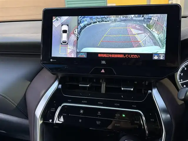 トヨタ ハリアー Z 香川県 2022(令4)年 3.2万km ホワイトパールクリスタルシャイン ワンオーナー/メーカーナビ/フルセグＴＶ/Ｂｌｕｅｔｏｏｔｈ/アップルカープレイ/ＪＢＬプレミアムサウンド/バックカメラ/デジタルインナーミラー/ヘッドアップディスプレイ/トヨタセーフティセンス/レーダークルーズコントロール/レーンキープアシスト/革調シートカバー/シートヒータ―/パワーバックドア/オートマチックハイビーム/LEDオートライト/LEDフォグライト