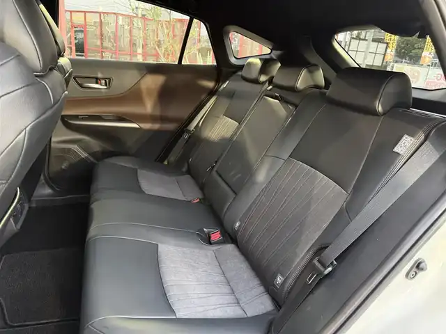 トヨタ ハリアー Z 香川県 2022(令4)年 3.2万km ホワイトパールクリスタルシャイン ワンオーナー/メーカーナビ/フルセグＴＶ/Ｂｌｕｅｔｏｏｔｈ/アップルカープレイ/ＪＢＬプレミアムサウンド/バックカメラ/デジタルインナーミラー/ヘッドアップディスプレイ/トヨタセーフティセンス/レーダークルーズコントロール/レーンキープアシスト/革調シートカバー/シートヒータ―/パワーバックドア/オートマチックハイビーム/LEDオートライト/LEDフォグライト