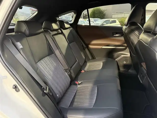 トヨタ ハリアー Z 香川県 2022(令4)年 3.2万km ホワイトパールクリスタルシャイン ワンオーナー/メーカーナビ/フルセグＴＶ/Ｂｌｕｅｔｏｏｔｈ/アップルカープレイ/ＪＢＬプレミアムサウンド/バックカメラ/デジタルインナーミラー/ヘッドアップディスプレイ/トヨタセーフティセンス/レーダークルーズコントロール/レーンキープアシスト/革調シートカバー/シートヒータ―/パワーバックドア/オートマチックハイビーム/LEDオートライト/LEDフォグライト