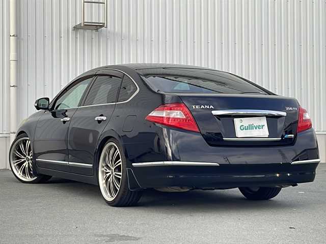 日産 ティアナ 250XV 三重県 2009(平21)年 8.1万km サファイアブラック 純正ナビ/バックカメラ/ETC/スペアスマートキー/ミラータイプレーダー探知機/パワーシート/オットマン/メモリーシート/ウッドコンピステア/ステアスイッチ/オートライト/電格ウィンカーミラー/禁煙車