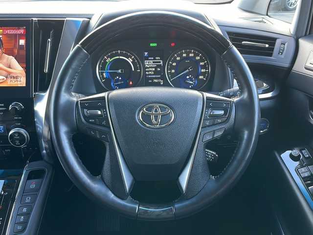 トヨタ アルファードハイブリット SR Cパッケージ 青森県 2021(令3)年 8万km ホワイトパールクリスタルシャイン 4WD/OP JBLプレミアムサウンド/OPリアエンターテイメント/純正10.5インチDオーディオナビ・フルセグ/純正13.3インチフリップダウンモニター/パノラミックビューモニター/ブラック合皮シート/前席エアシート・シートヒーター/ステアリングヒーター/OPデジタルインナーミラー/両側パワースライドア/パワーバックドア/セーフティセンス/プリクラッシュセーフティ/レーダークルーズコントロール/レーントレーシングアシスト/アダプティブハイビーム/OPブラインドスポットモニター/OPインテリジェントパーキングアシスト2/前後ドライブレコーダー/AC100V1500W/ビルトインETC2.0/3眼LEDヘッドライト/LEDフォグランプ/純正17インチアルミ/TEIN車高調/モデリスタシグネチャーイルミ/モデリスタエアロ