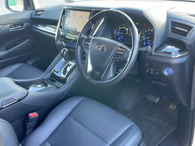 トヨタ アルファードハイブリット SR Cパッケージ 青森県 2021(令3)年 8万km ホワイトパールクリスタルシャイン 4WD/OP JBLプレミアムサウンド/OPリアエンターテイメント/純正10.5インチDオーディオナビ・フルセグ/純正13.3インチフリップダウンモニター/パノラミックビューモニター/ブラック合皮シート/前席エアシート・シートヒーター/ステアリングヒーター/OPデジタルインナーミラー/両側パワースライドア/パワーバックドア/セーフティセンス/プリクラッシュセーフティ/レーダークルーズコントロール/レーントレーシングアシスト/アダプティブハイビーム/OPブラインドスポットモニター/OPインテリジェントパーキングアシスト2/前後ドライブレコーダー/AC100V1500W/ビルトインETC2.0/3眼LEDヘッドライト/LEDフォグランプ/純正17インチアルミ/TEIN車高調/モデリスタシグネチャーイルミ/モデリスタエアロ