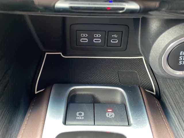 トヨタ ハリアー Z レザーパッケージ 秋田県 2022(令4)年 3万km プレシャスブラックパール ワンオーナー/全周囲カメラ/寒冷地仕様/モデリスタエアロ/コネクティッドナビ/JBLプレミアムサウンド/フルセグＴＶ/Bluetooth/ラジオ/USB/Miracast/デジタルインナーミラー/ビルトインETC２．０/レザーシート/シートヒーター/エアシート/レーダークルーズコントロール/レーンキープアシスト/ヘッドアップディスプレイ/ブラインドスポットモニター/オートマチックハイビーム/パワーバックドア/LEDオートライト/LEDフォグライト