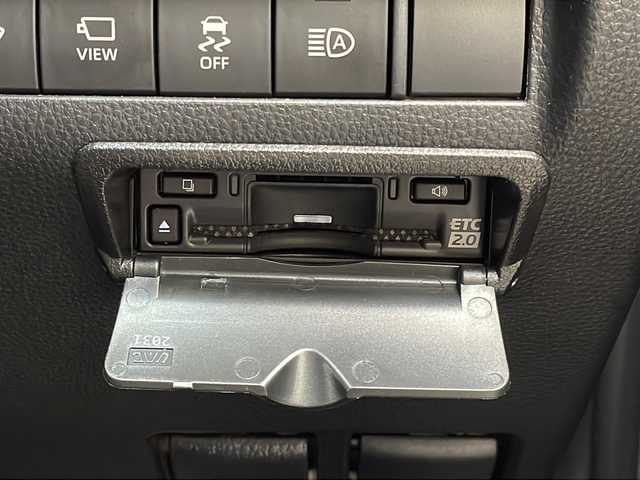 トヨタ ハリアー Z レザーパッケージ 秋田県 2022(令4)年 3万km プレシャスブラックパール ワンオーナー/全周囲カメラ/寒冷地仕様/モデリスタエアロ/コネクティッドナビ/JBLプレミアムサウンド/フルセグＴＶ/Bluetooth/ラジオ/USB/Miracast/デジタルインナーミラー/ビルトインETC２．０/レザーシート/シートヒーター/エアシート/レーダークルーズコントロール/レーンキープアシスト/ヘッドアップディスプレイ/ブラインドスポットモニター/オートマチックハイビーム/パワーバックドア/LEDオートライト/LEDフォグライト