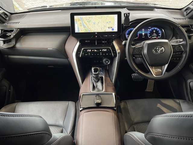 トヨタ ハリアー Z レザーパッケージ 秋田県 2022(令4)年 3万km プレシャスブラックパール ワンオーナー/全周囲カメラ/寒冷地仕様/モデリスタエアロ/コネクティッドナビ/JBLプレミアムサウンド/フルセグＴＶ/Bluetooth/ラジオ/USB/Miracast/デジタルインナーミラー/ビルトインETC２．０/レザーシート/シートヒーター/エアシート/レーダークルーズコントロール/レーンキープアシスト/ヘッドアップディスプレイ/ブラインドスポットモニター/オートマチックハイビーム/パワーバックドア/LEDオートライト/LEDフォグライト