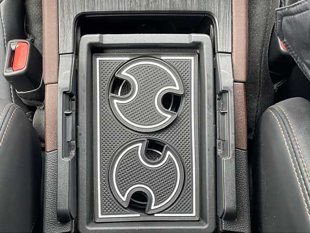 トヨタ ハリアー Z レザーパッケージ 秋田県 2022(令4)年 3万km プレシャスブラックパール ワンオーナー/全周囲カメラ/寒冷地仕様/モデリスタエアロ/コネクティッドナビ/JBLプレミアムサウンド/フルセグＴＶ/Bluetooth/ラジオ/USB/Miracast/デジタルインナーミラー/ビルトインETC２．０/レザーシート/シートヒーター/エアシート/レーダークルーズコントロール/レーンキープアシスト/ヘッドアップディスプレイ/ブラインドスポットモニター/オートマチックハイビーム/パワーバックドア/LEDオートライト/LEDフォグライト