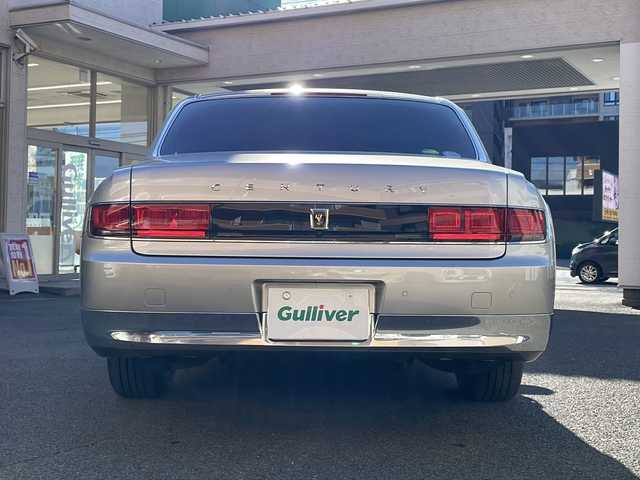 トヨタ センチュリー 高知県 2019(平31)年 0.6万km シルバーM 精華レイディエントシルバーメタリック/メーカーナビ/・フルセグTV/・CD/DVD/Blu-ray/・Bluetooth/Ｂカメラ/ＥＴＣ/リアエンターテイメント/ライティングテーブル/七宝レースカーテン/フルレザーシート/全席シートヒーター/エアシート/パワーシート/レーダークルーズコントロール/BSM/センチュリー専用AW