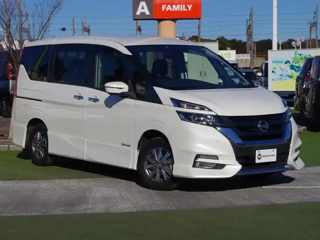 日産 セレナ