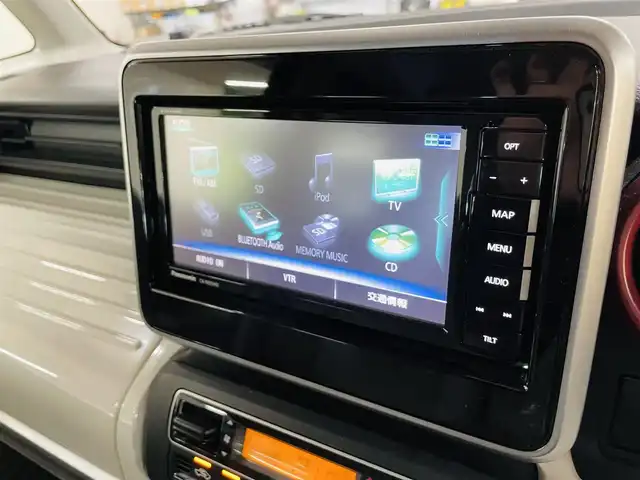 スズキ スペーシア HYBRID X 道央・札幌 2018(平30)年 5.1万km オフブルーメタリック/ホワイト2トーン 4WD/ワンオーナー/社外SDナビ/・フルセグTV/CD/DVD/BT/SD/バックカメラ/純正エンジンスターター/両側パワースライドドア /前席シートヒーター/スズキセーフティサポート/・デュアルセンサーブレーキサポート/・前後誤発進抑制機能/・車線逸脱警報機能/・先行車発進お知らせ機能/・標識認識機能/横滑り防止装置/前後コーナーセンサー/アイドリングストップ/純正フロアマット/純正ドアバイザー/ルーフレール/ウインカーミラー/オートライト/LEDヘッドライト/純正14インチAW/積込社外AW付き冬タイヤ/・155/65R14 ’18製 5mm/新車時保証書/取扱説明書/ナビ取扱説明書