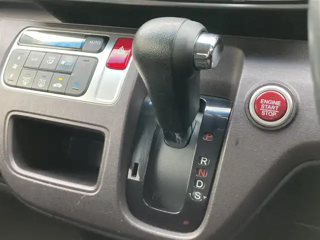 ホンダ Ｎ ＯＮＥ プレミアム ツアラー Lパッケージ 鳥取県 2013(平25)年 5.2万km ミラノレッド ターボ車/ツートンカラー/ブラックルーフ/純正ナビ/ワンセグ/CD/DVD/USB/バックカメラ・ETC/クルーズコントロール/キセノンライト/オートライト/LEDポジションリング/パドルシフト/アイドリングストップ/純正15インチアルミホイール/フォグライト/プッシュエンジンスタート/フロアマット/保証書・取扱説明書