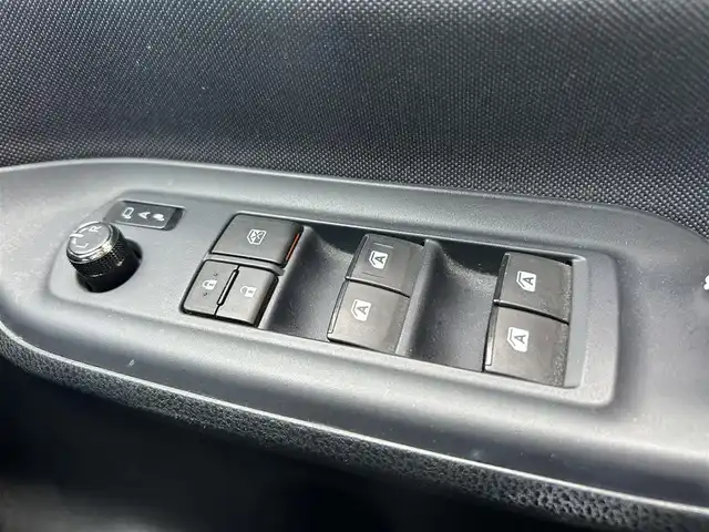 トヨタ ヴォクシー ZS 兵庫県 2014(平26)年 10.8万km ボルドーマイカメタリック 純正ナビ(AM/FM/CD/DVD/TV/BT)/バックカメラ/アイドリングストップ/革巻きステアリング/ステアリングリモコン/プッシュスタート/ビルドインETC/前方ドライブレコーダー/両側パワースライドドア/三列シート/純正フロアマット/ドアバイザー/LEDヘッドライト/純正19インチアルミホイール/スマートキー/保証書/取扱説明書