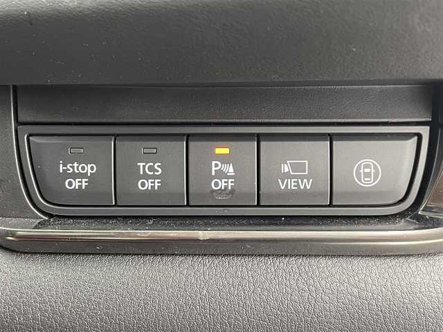 マツダ ＣＸ－３０ 20S 100周年特別記念車 大分県 2021(令3)年 2.6万km スノーフレイクホワイトパールマイカ ワンオーナー/100周年特別記念車装備/・創立100周年スペシャルロゴ/・レザーシート：レッド/・フロアマット/カーペット：レッド/・360°ビュー・モニター/・BOSEサウンドシステム/・CD/DVD+地上デジタルTVチューナー/・ボディカラー：スノーフレイクホワイトパールマイカ/・センターコンソール/ニーレストパッド/ドアアームレスト/　（ピュアホワイト）/・18インチアルミホイール（高輝度ダーク塗装）/・ドライバーモニタリング/・フロントパーキングセンサー/・スーパーUVカットガラス＋IRカットガラス/パワーリフトゲート/前席シートヒーター/ステアリングヒーター/純正ナビ/HDMI/BT/Apple Car Play/Android Auto/マツダレーダークルーズコントロール/ブラインドスポットモニター/ヘッドアップディスプレイ/リアパーキングセンサー/純正前後ドライブレコーダー/ビルトインETC/電動パーキングブレーキ/スペアキー/トノカバー/保証書・取扱説明書