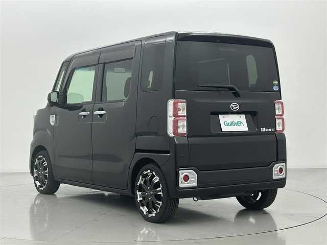 ダイハツ ウェイク G ターボ SA Ⅱ 熊本県 2017(平29)年 6.4万km ブラックマイカメタリック ・純正ナビ/CD/SD/TV  NMCK-W66D/・バックカメラ/・両側パワースライドドア/・ETC/・スマートアシスト２/・衝突警報機能/・衝突回避支援ブレーキ機能/・車線逸脱警報機能/・誤発進抑制機能(前方)/・誤発進抑制機能(後方)/・先行車発進お知らせ機能/・アイドリングストップ/・プッシュスタート/・スマートキー/・ターボ/・LEDヘッドライト/・フォグランプ/・社外16インチアルミホイール/・社外フロアマット/・ドアバイザー