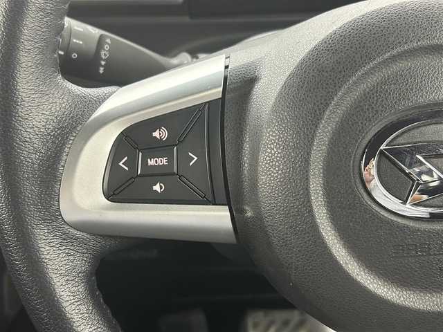 ダイハツ ウェイク G ターボ SA Ⅱ 熊本県 2017(平29)年 6.4万km ブラックマイカメタリック ・純正ナビ/CD/SD/TV  NMCK-W66D/・バックカメラ/・両側パワースライドドア/・ETC/・スマートアシスト２/・衝突警報機能/・衝突回避支援ブレーキ機能/・車線逸脱警報機能/・誤発進抑制機能(前方)/・誤発進抑制機能(後方)/・先行車発進お知らせ機能/・アイドリングストップ/・プッシュスタート/・スマートキー/・ターボ/・LEDヘッドライト/・フォグランプ/・社外16インチアルミホイール/・社外フロアマット/・ドアバイザー