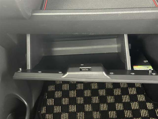 ダイハツ ウェイク G ターボ SA Ⅱ 熊本県 2017(平29)年 6.4万km ブラックマイカメタリック ・純正ナビ/CD/SD/TV  NMCK-W66D/・バックカメラ/・両側パワースライドドア/・ETC/・スマートアシスト２/・衝突警報機能/・衝突回避支援ブレーキ機能/・車線逸脱警報機能/・誤発進抑制機能(前方)/・誤発進抑制機能(後方)/・先行車発進お知らせ機能/・アイドリングストップ/・プッシュスタート/・スマートキー/・ターボ/・LEDヘッドライト/・フォグランプ/・社外16インチアルミホイール/・社外フロアマット/・ドアバイザー