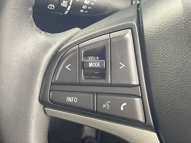 スズキ ハスラー HYBRID X 岐阜県 2023(令5)年 0.6万km デニムブルー ガンメタリック 2トーン スズキセーフティサポート/・衝突軽減ブレーキ/・デュアルカメラブレーキサポート/・レーンキープアシスト/・コーナーセンサー/・先行車発信お知らせ機能/・標識認識機能/・ふらつき警報/・ハイビームアシスト/純正9インチナビ/　(AM/FM/CD/DVD/Bluetooth/フルセグTV)/全方位モニター/LEDヘッドライト/シートヒーター/ドライブレコーダー/オートライト/純正アルミホイール/純正フロアマット/保証書、取説/スペアキー