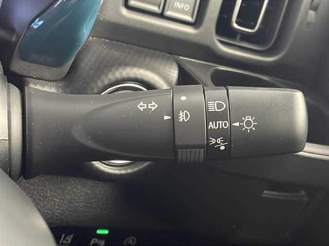 スズキ ハスラー HYBRID X 岐阜県 2023(令5)年 0.6万km デニムブルー ガンメタリック 2トーン スズキセーフティサポート/・衝突軽減ブレーキ/・デュアルカメラブレーキサポート/・レーンキープアシスト/・コーナーセンサー/・先行車発信お知らせ機能/・標識認識機能/・ふらつき警報/・ハイビームアシスト/純正9インチナビ/　(AM/FM/CD/DVD/Bluetooth/フルセグTV)/全方位モニター/LEDヘッドライト/シートヒーター/ドライブレコーダー/オートライト/純正アルミホイール/純正フロアマット/保証書、取説/スペアキー